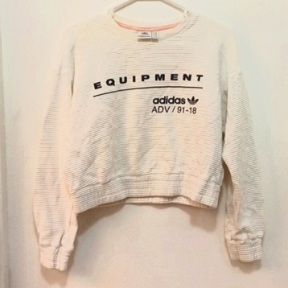 Adidas comfort relaxed fitting top gray and white with text. - Picture 1 of 7